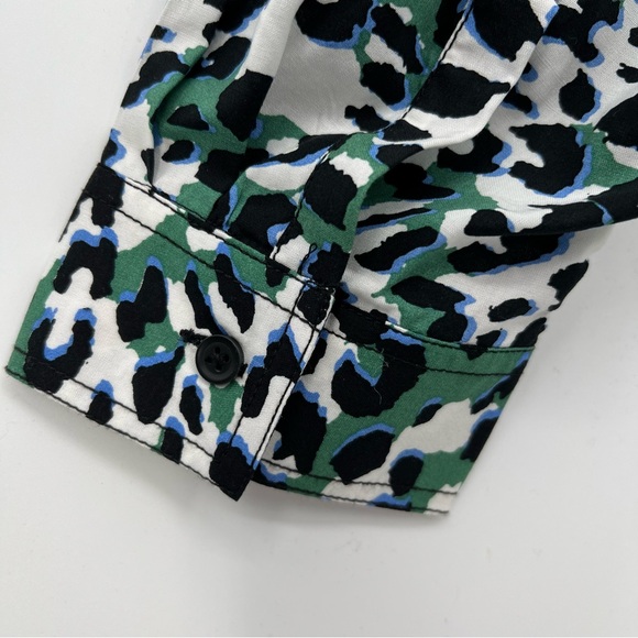BeachLunchLounge Top Womens Plus Size Green Leopard Print Button Roll Tab Sleeve - Picture 9 of 16